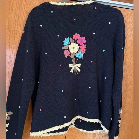 Christopher & Banks Cardigan Sweater Flower Hand Embroidered Women’s Sz Medium - Picture 8 of 9